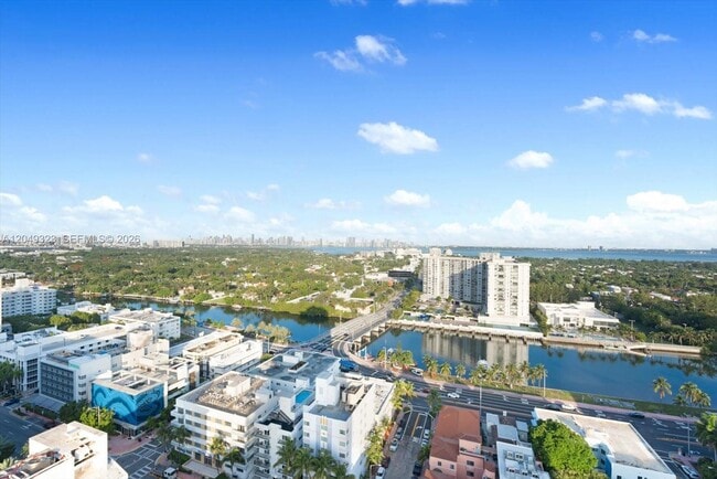 Building Photo - 4201 Collins Ave