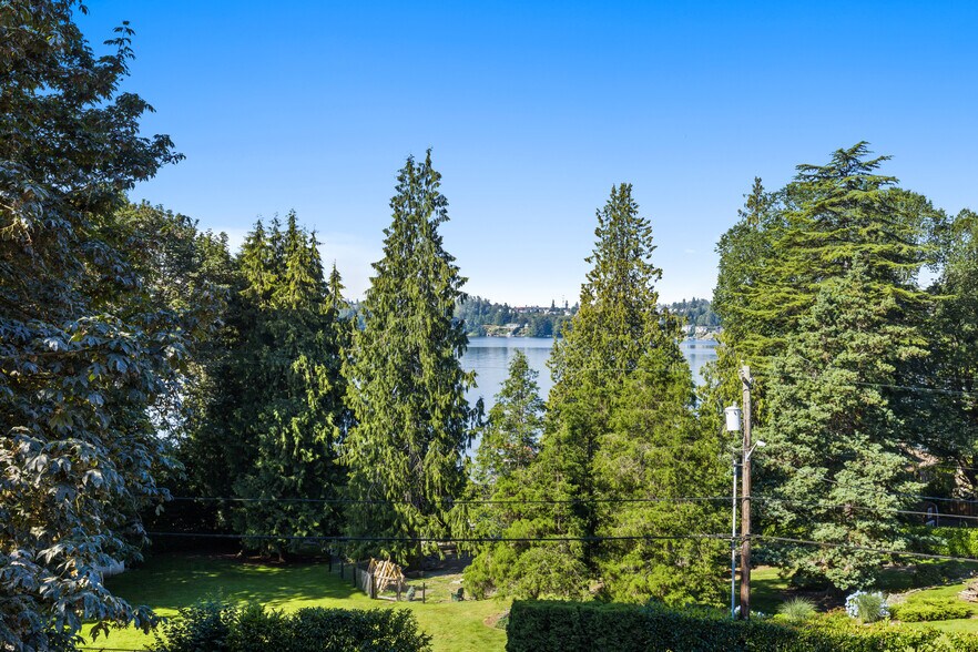 Building Photo - 10711 Vernon Rd