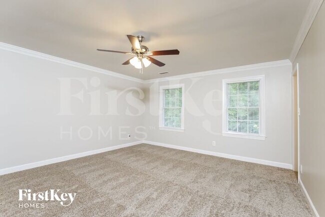 Building Photo - 7504 Henfree Dr