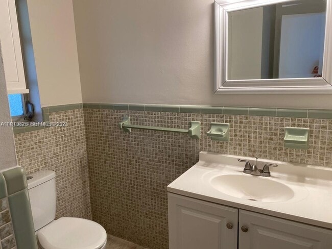 Building Photo - 8947 NW 33rd St