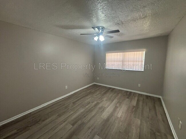 Building Photo - 1605 Terrace Dr