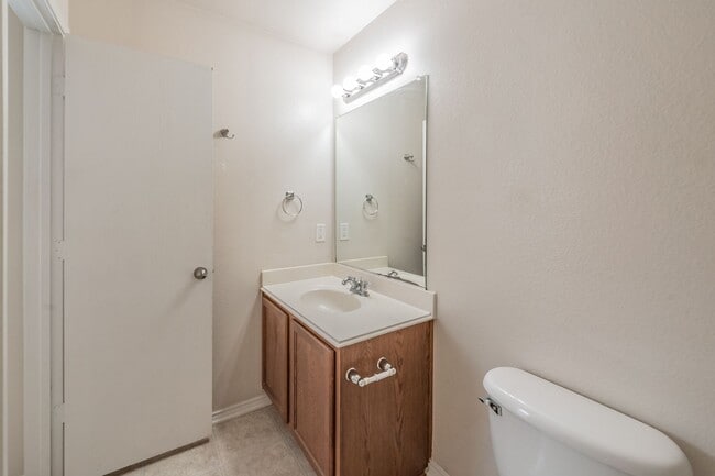 Building Photo - 8864 Valley River Dr