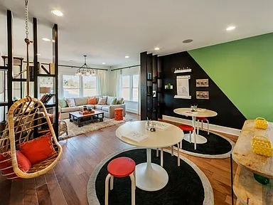 Building Photo - 705 Old Dairy Dr