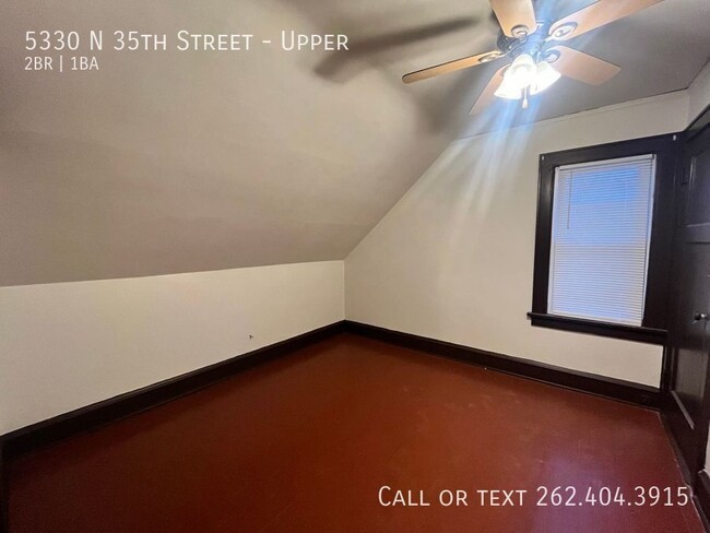 Building Photo - Spacious 2 Bedroom Upper