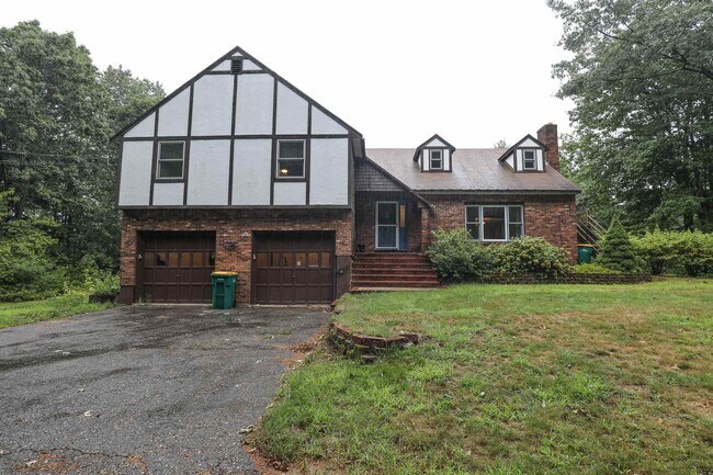 Primary Photo - 63 Mill Rd