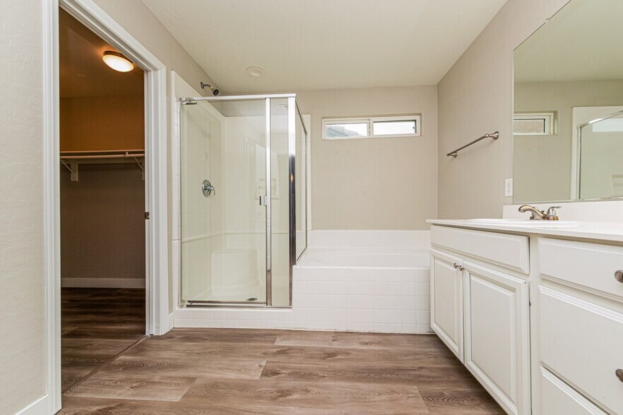 Building Photo - 6209 Govett Cres Ct