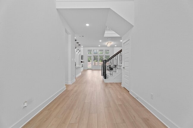 Building Photo - 5030 Vly Wind Ct