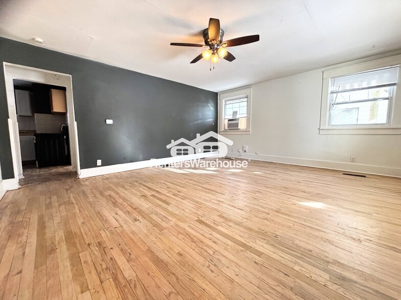 Building Photo - 1171 21st St