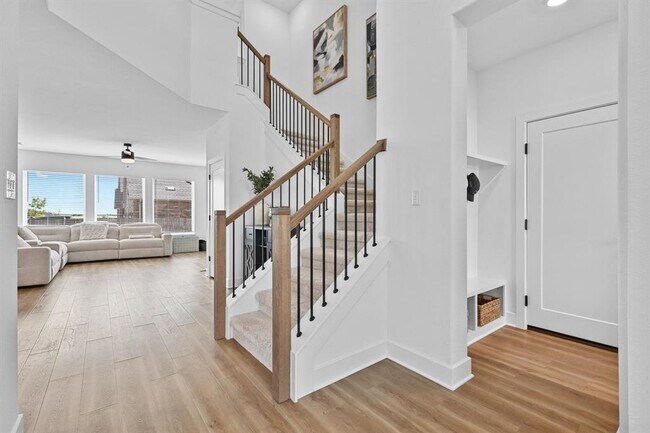 Building Photo - 115 Bamboo Dr