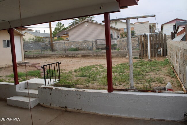 Building Photo - 3221 Monroe Ave
