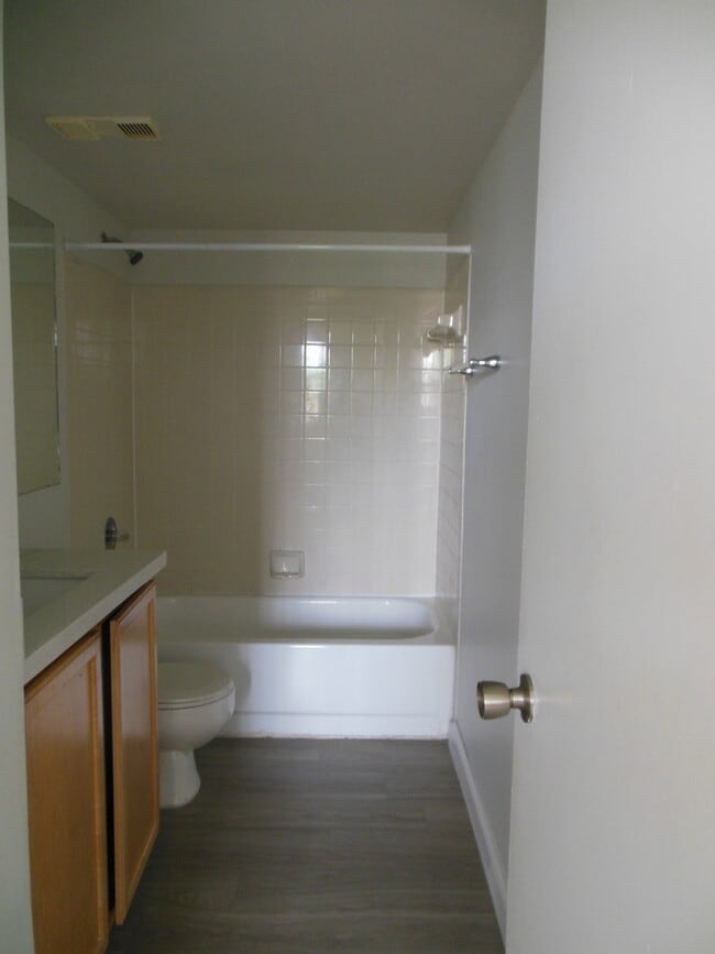 Building Photo - TWO BEDROOM TWO BATHROOM! WATERFRONT COMMUNITY