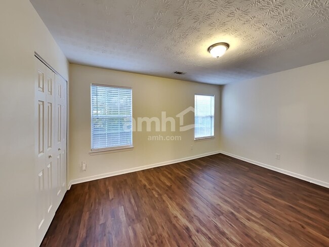 Building Photo - 3188 Bradford Pear Dr