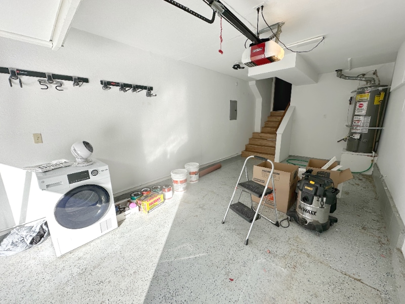 Building Photo - 680 Blackford Ct