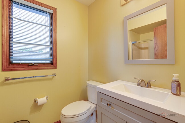 Building Photo - 1613 Pebble Beach Dr