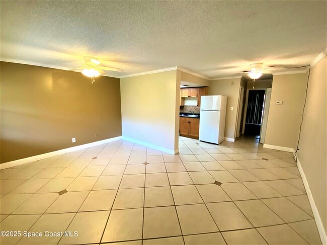 Building Photo - 261 Cape Shores Cir