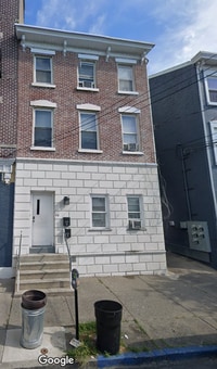 Building Photo - 617 W Turner St