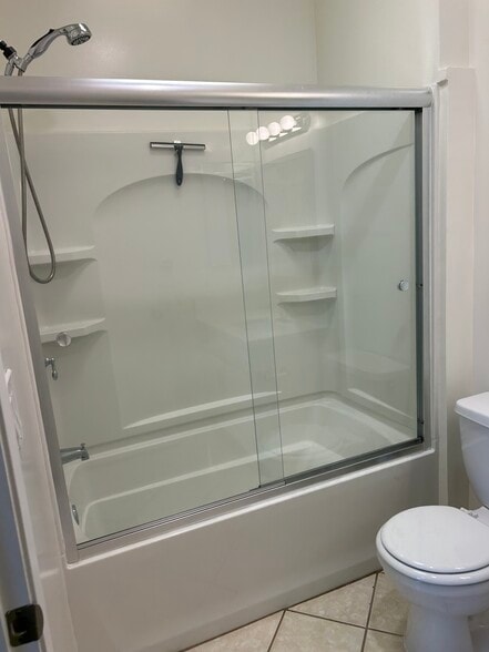 Building Photo - 4435 Coldwater Canyon Ave