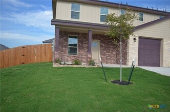 Building Photo - 107 Logan Ct