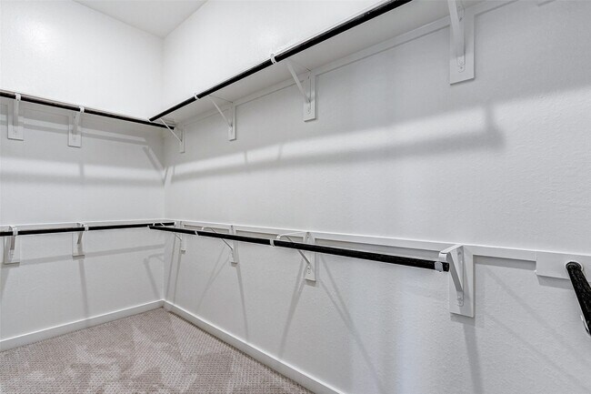 Building Photo - 1214 Timber Brk Dr