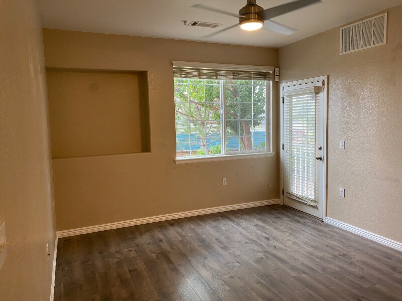 Building Photo - 2672 S Cathay Way