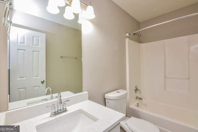 Building Photo - 3547 Spring Shoals