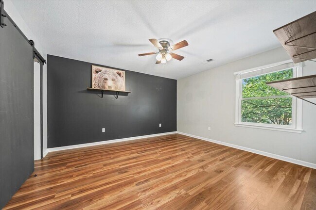 Building Photo - 8783 Lower Woods Cove