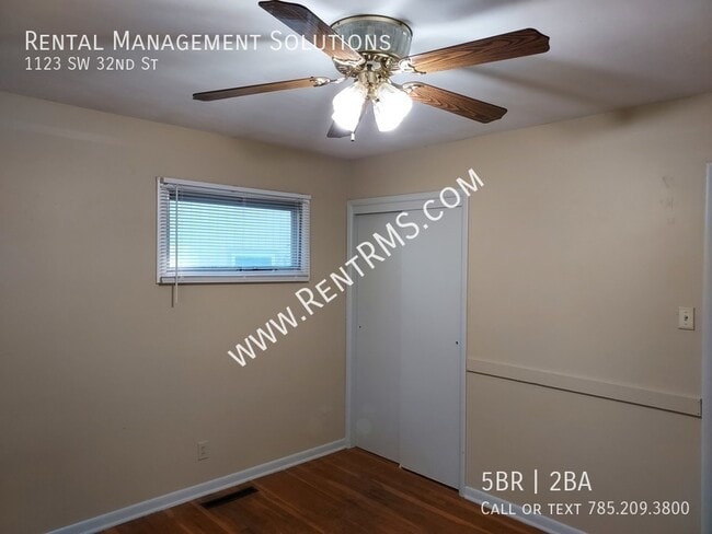 Building Photo - 1123 SW 32nd St