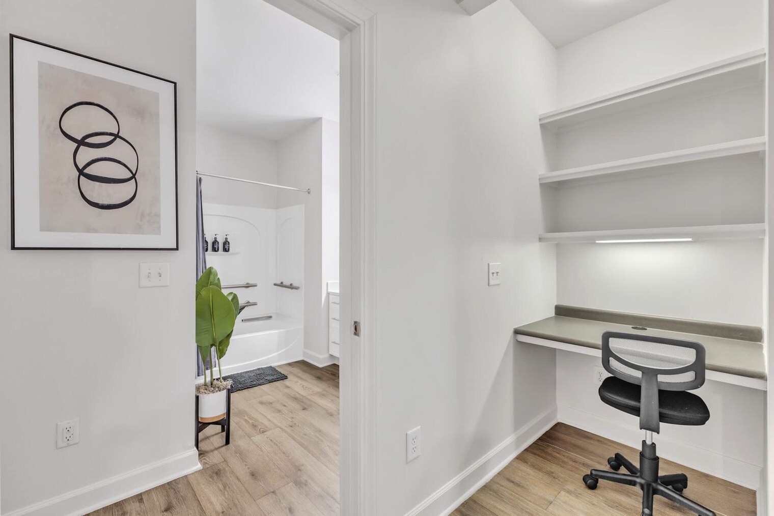Building Photo - 7011 Almaden Way