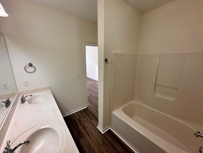 Building Photo - 1050 N County Hwy 393