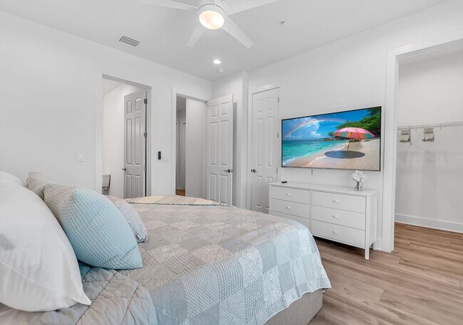 Building Photo - 15405 Gulf Blvd