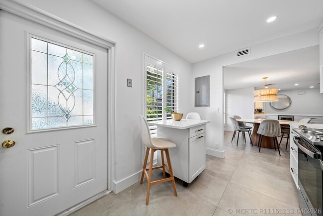 Building Photo - 4116 N Quail Ridge Dr