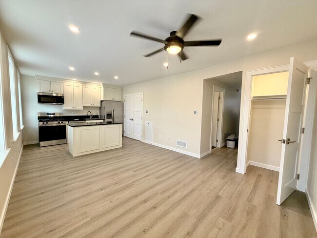 Building Photo - 4017 Butler St