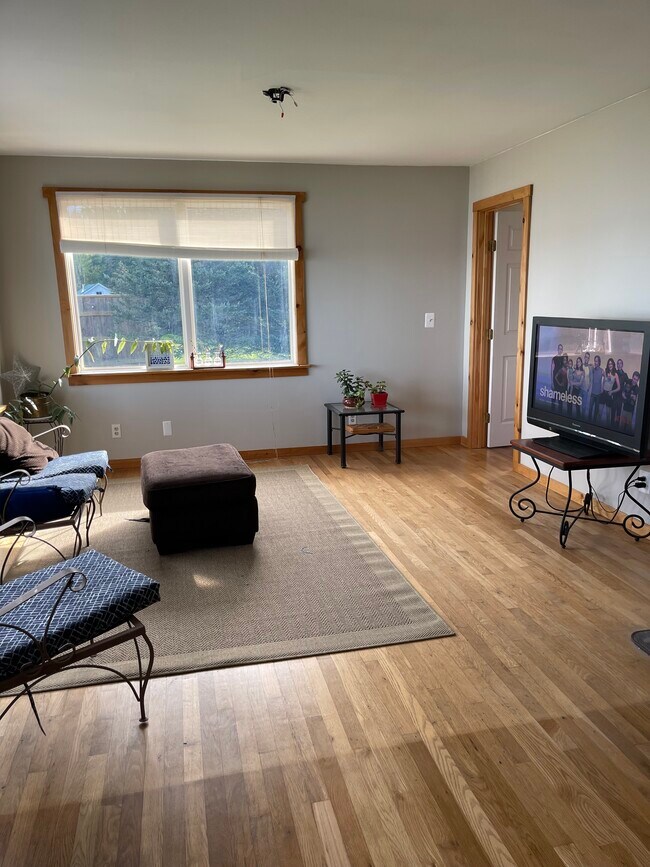 Building Photo - 145 Fiske Rd