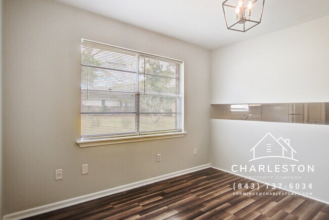 Building Photo - 1908 Swift Ave