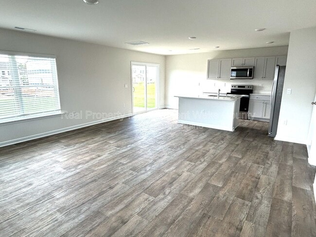 Building Photo - 3604 Sorda Ct