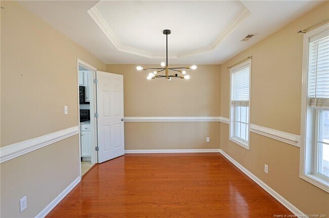 Building Photo - 5725 Azure Dr