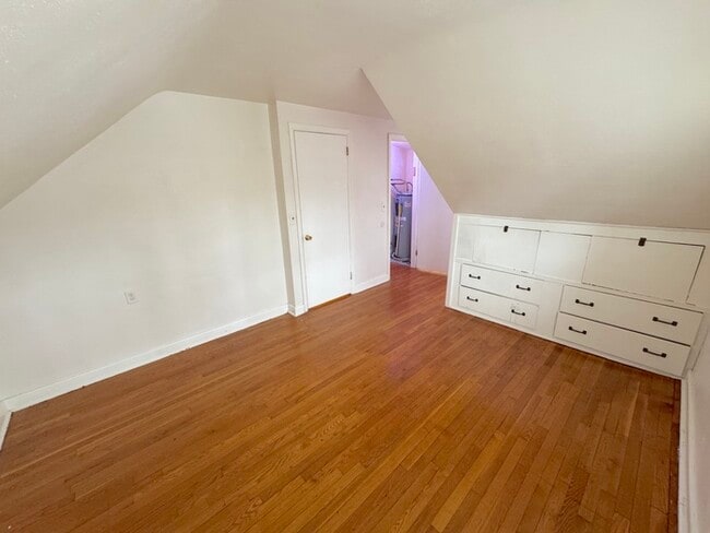 Building Photo - 1313 Frank St