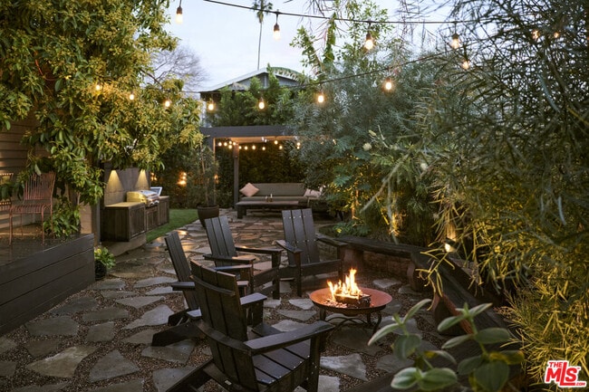 Building Photo - 5918 Monte Vista St