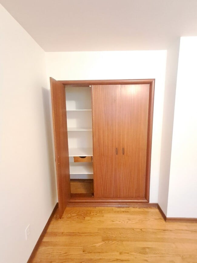 Building Photo - $2,150 - 3 Bed / 2 Bath Rancher Home in Perry District