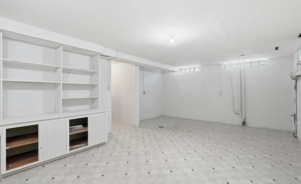Basement - 1672 10th St NW