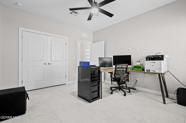 Building Photo - 2332 Mike Price Dr