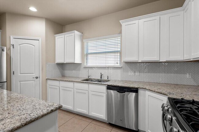 Building Photo - 3451 Mayfield Ranch Blvd
