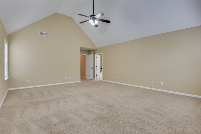 Building Photo - 4 Bedroom 2.5 Bath in Crawford Creek
