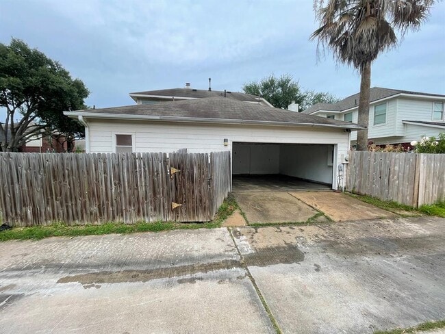 Building Photo - 4002 Timber Falls Ct