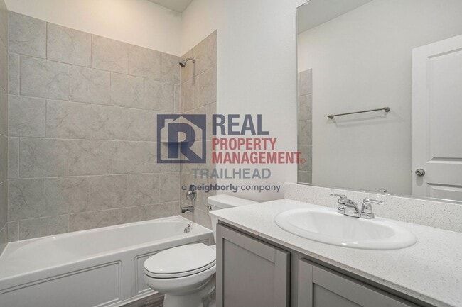 Building Photo - Charming 3-Bedroom Home in Desirable Neighborhood!