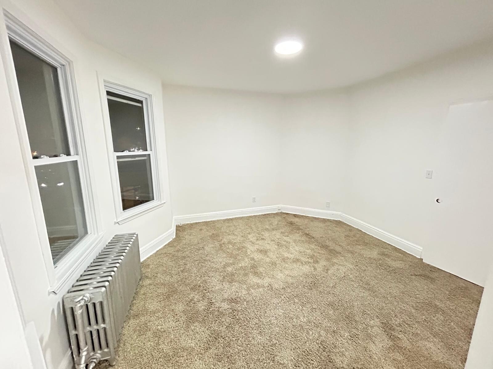 Building Photo - 318 71st St