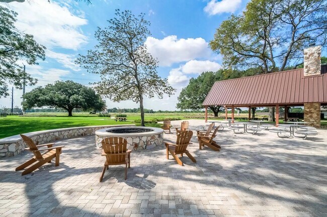 Building Photo - 17803 Pumpkin Vine Dr