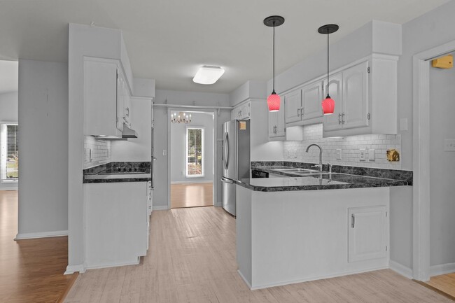 Building Photo - Corner Lot Brandywine Home Available for Long Term Rental