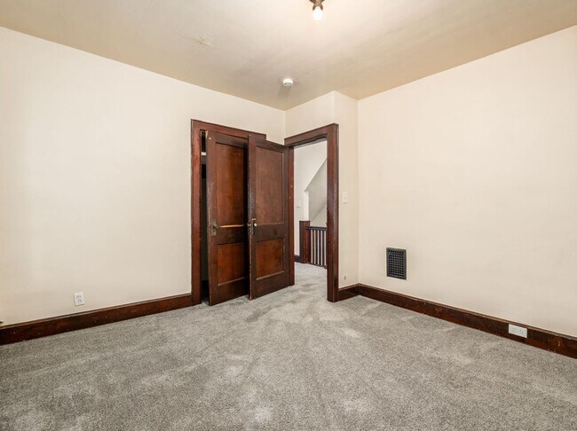 Building Photo - 2086-2090-2090 N 4th St