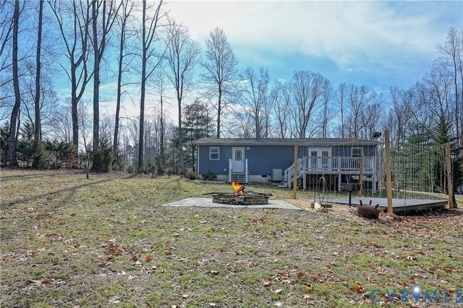 Building Photo - 104 Privacy Rd